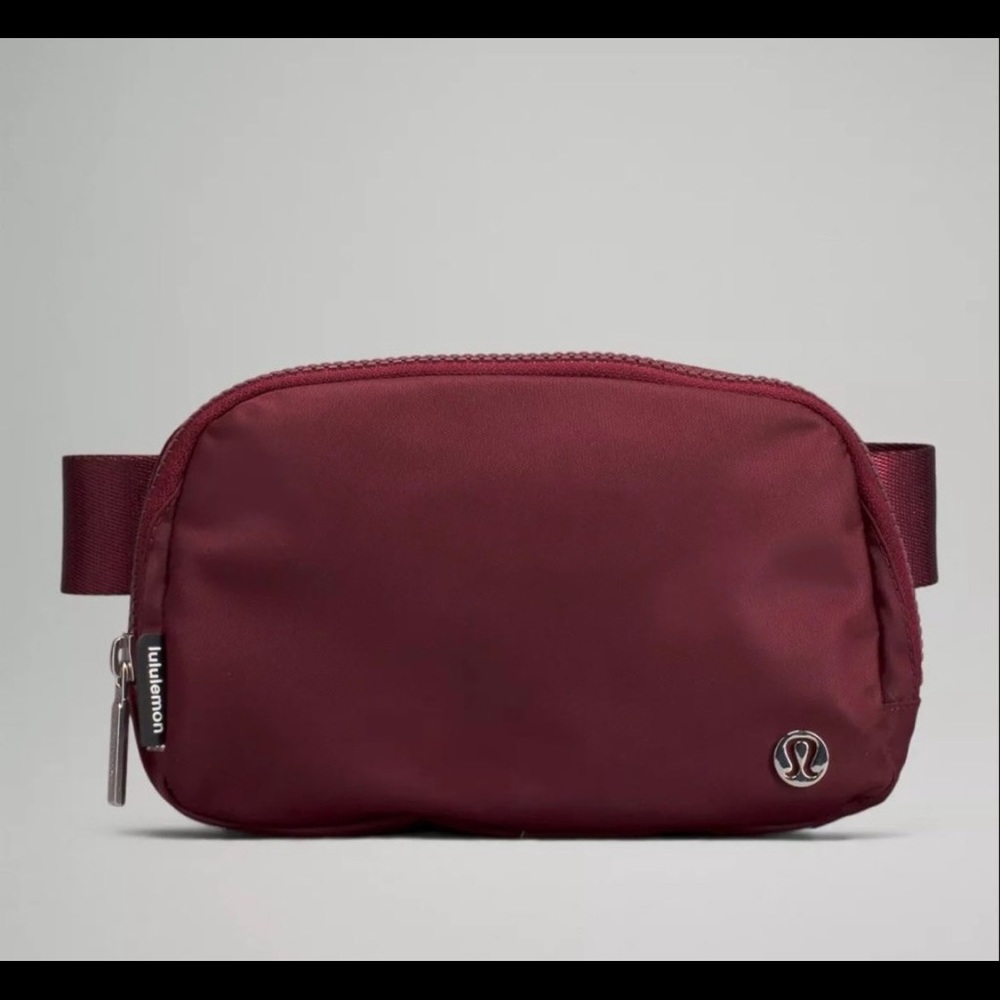 NFS💢 LULULEMON EVERYWHERE BELT BAG - Picture 4 of 15